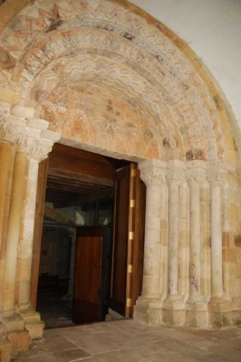 Eingangsportal der Klosterkirche