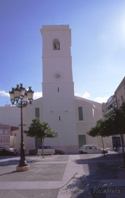 Iglesia Vieja - alte Kirche und neue Markthalle
