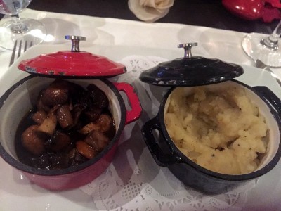 Gebratene Champignons in grüner Pfeffersauce<br />mit Trüffel-Kartoffel-Püree