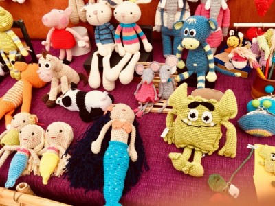 Puppen und Figuren aus Wolle