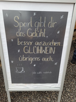 Schild - Sport - Glühwein.jpg