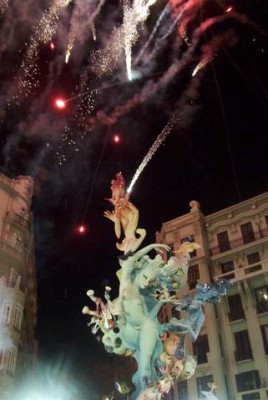 Fallas (Valencia)-Fiesta.jpg