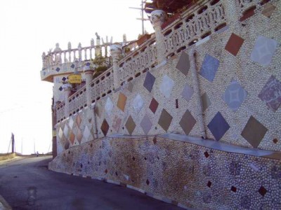 Straße, an der die Casa de las Conchas steht.<br />Foto © baufred