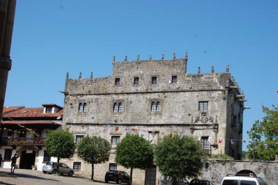 DSC_0178 palacio de Velarde.JPG (124.32 KiB) 10347 mal betrachtet Palacio de Velarde