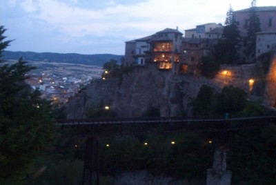 Cuenca-Casas colgadas bei Nacht.jpg (42.76 KiB) 8031 mal betrachtet Casas colgadas bei Nacht