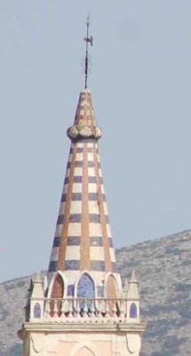 DSC_0035 Gaudí-Kirchturm.JPG
