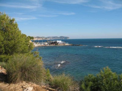 "Les Basetes" von Süden (Calp) aus gesehen.