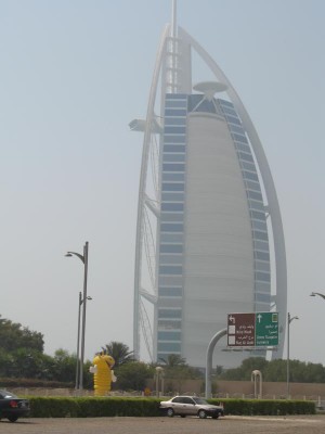 2 IMG_6082Das Burj al Arab.JPG (38 KiB) 2649 mal betrachtet Das Burj al Arab