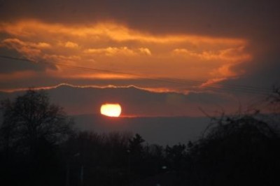 Sonnenuntergang.JPG (34.58 KiB) 3293 mal betrachtet Das hast du nun davon.