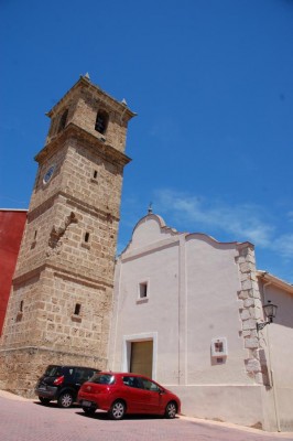 Kirche und Turm.JPG