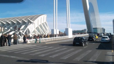 007.jpg (89.12 KiB) 4364 mal betrachtet und gleich weiter uber die strasse