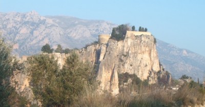 Auf dem Weg von der Küste: Die Burg von Guadalest