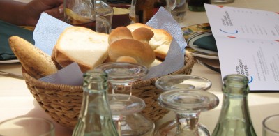 Backen7.jpg (1.05 MiB) 7732 mal betrachtet Brotkörbchen im Restaurant