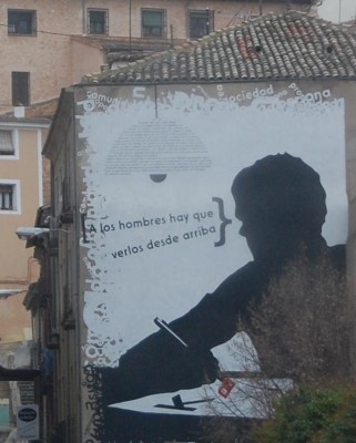 A los hombres hay que verlos desde arriba DSC_0546.JPG (83.35 KiB) 7895 mal betrachtet Fassadenmalerei: A los hombres hay que verlos desde arriba