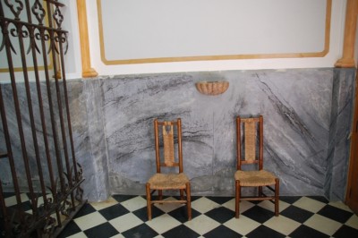 Stühle San Jorge Bañeres.JPG