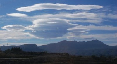Wolken vor Bernia