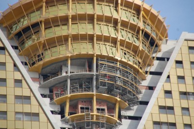 E das Herzstück Letzte Feinarbeiten aDSC_0702.JPG (322.76 KiB) 4062 mal betrachtet Das Herzstück wartet noch auf Bauabnahme