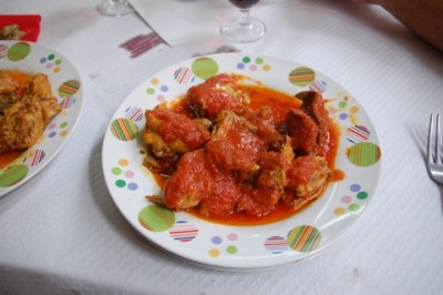 DSC_0556.JPG (133.57 KiB) 6402 mal betrachtet Kaninchen mit Tomate, ebenfalls 6 €