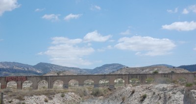 Aquädukt - Teil eines alten Bewässerungssystems