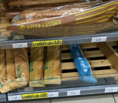 MERCADONA im Dreierpack: Baguette 1,20 € = 0,40 €/Stück, Barra rustica 1,30 €  = 0,43 €/Stück