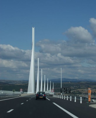 Obwohl ich auf die Brücke gewartet habe, war es doch ein umwerfender und beeindruckender Anblick