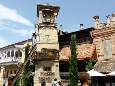 P1000528.JPG (248.86 KiB) 4777 mal betrachtet der Uhrenturm (ist mit Absicht so gebaut)