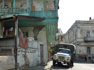 P1000565.JPG (226.45 KiB) 4777 mal betrachtet Altstadt (und alt-LKW)