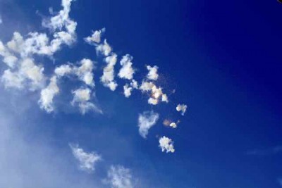 c - 1 (1).jpg (15.71 KiB) 2265 mal betrachtet die ersten Wolken sind zu sehen