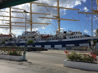 Royal Clipper im Hafen von Barbados