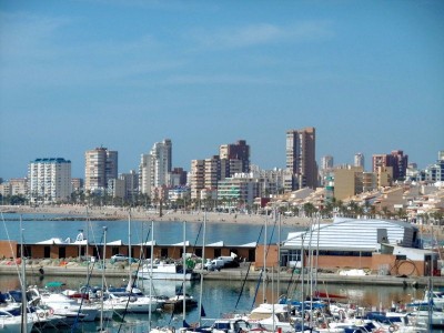El Campello - vom Hafen aus gesehen<br />Foto: sol (2016)