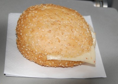 Flug1.JPG (114.01 KiB) 4519 mal betrachtet SESAMFLADEN - der Paprikakäse-Shuttle