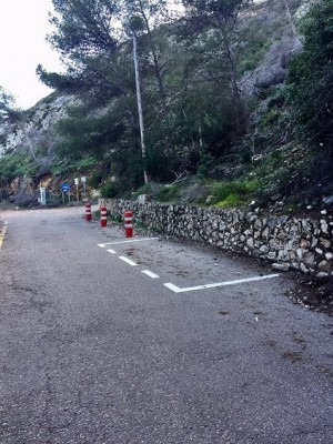 Wer nicht gut zu Fuß ist, kann bis auf 100 m an den Turm heranfahren, Parkplatz inklusive.