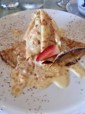 Crêpe mit Turron-Eis