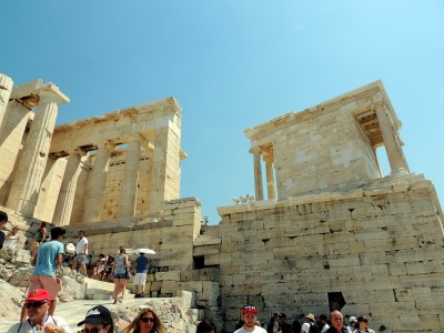 Niketempel rechts.JPG (170.51 KiB) 3662 mal betrachtet Niketempel von Nordosten aus gesehen