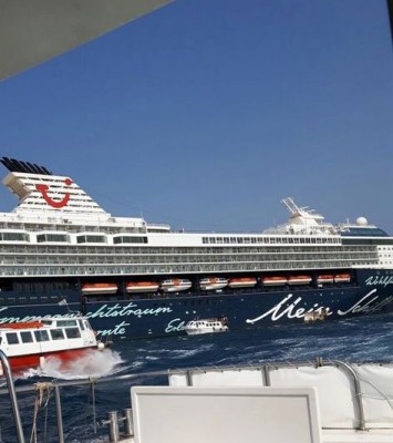 WhatsApp Image 2017-08-22 at 16.44.08.jpg (50.14 KiB) 3523 mal betrachtet Endlich mal Wellengang