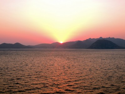DSCN4523.JPG (189.32 KiB) 4739 mal betrachtet Kein Tag ohne traumhaften Sonnenuntergang