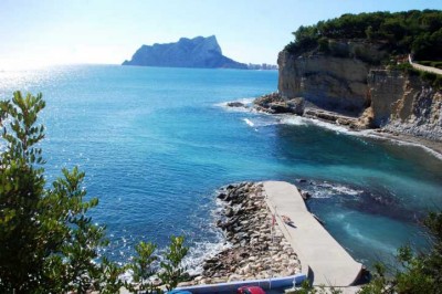 mit Blick auf den Peñon de Ifach