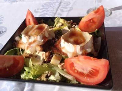 Vorspeise Ensalada de Queso (Salat mit Käse)