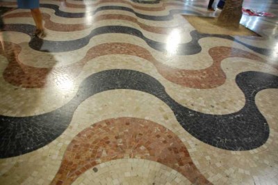 Alicante: La Explanada de Espana - Mosaik<br />Foto: Oliva B., zum Vergleich darunter Foto: sol