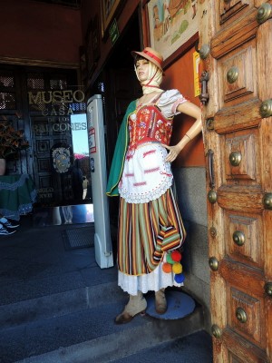 DSCN4772.JPG (158.71 KiB) 5183 mal betrachtet Traditionelle kanarische Tracht