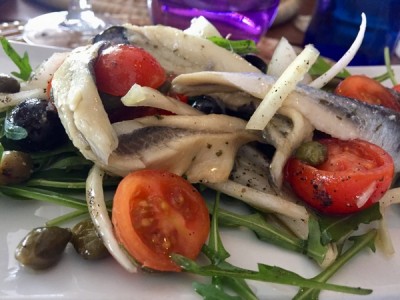 IMG_6629.JPG (119.29 KiB) 9015 mal betrachtet Rucola mit Sardellen