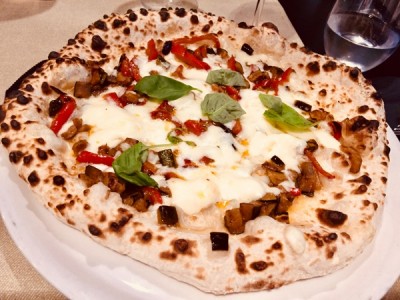 IMG_6829.JPG (148.23 KiB) 3230 mal betrachtet Pizza (Menú del día)