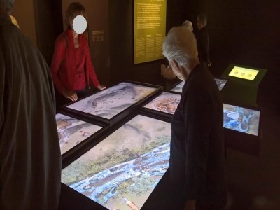 WP_20180611_14_04_21_Rich-800x600.jpg (48.59 KiB) 5807 mal betrachtet Interaktive Touchscreens mit Hintergrundinformationen