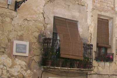 Persianas1.jpg (226.46 KiB) 13549 mal betrachtet Die Bilder sind austauschbar.