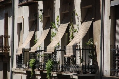 Persianas postmodern.JPG (125.53 KiB) 12648 mal betrachtet Persianas in der Stadt