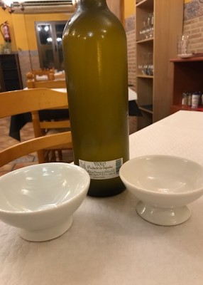 IMG_3088.JPG (68.5 KiB) 2948 mal betrachtet Hammer lecker und nur 11%, ein herrlich frischer Weißwein