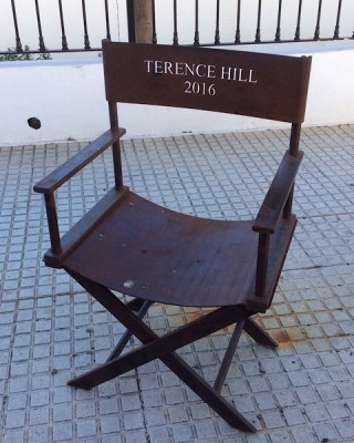 729E3ABF-B716-48E4-9851-5D2A340982C5.jpeg (105.78 KiB) 4215 mal betrachtet Oh, wie ich seine wasserblauen Augen liebe