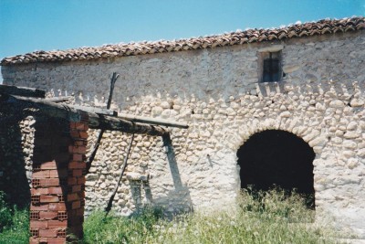 Corral und Eingang zum Haus