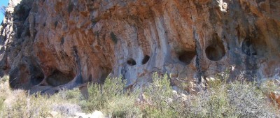 Pinos.jpg (113.9 KiB) 2492 mal betrachtet Sag mal, Citronella, ist das wohl derselbe Felsen? Wir waren 6 Jahren dort, fanden aber keine Zeichnungen :-(