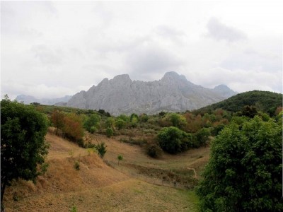 Die Landschaft wie gemalt lädt zum wandern ein